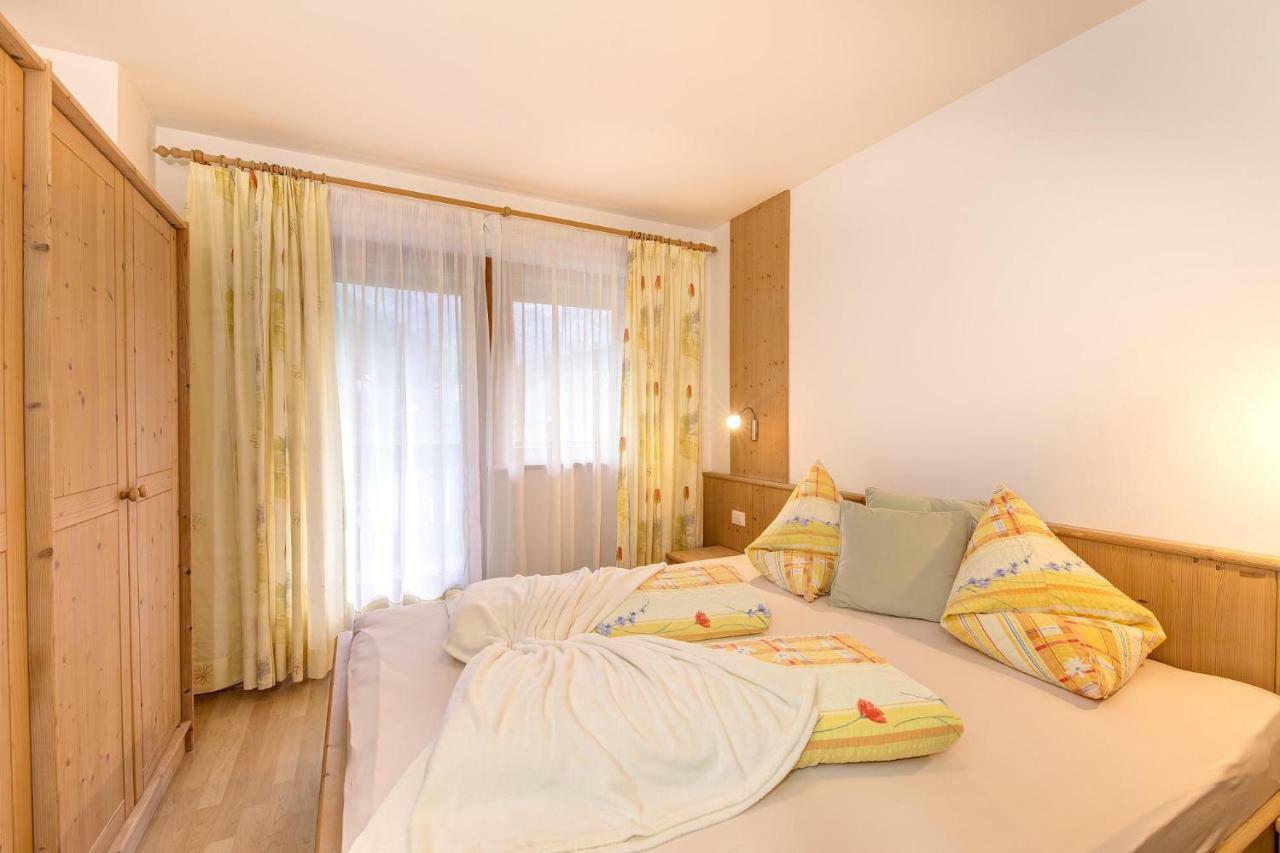 Apparthotel Marteshof Pfelders Buitenkant foto