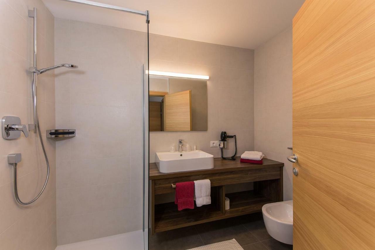 Apparthotel Marteshof Pfelders Buitenkant foto